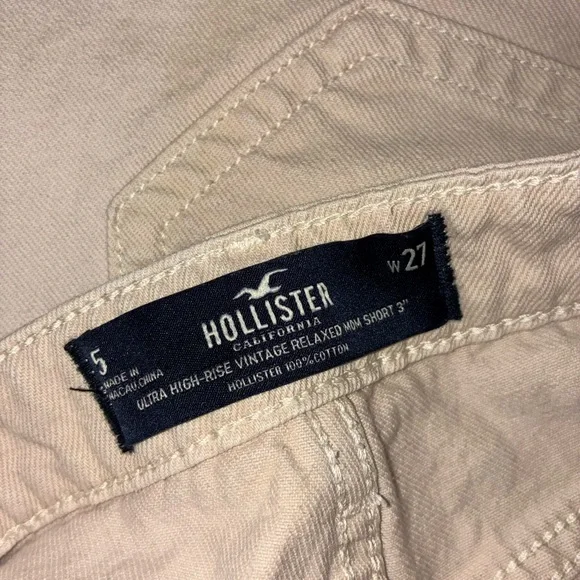 Hollister - Ultra High-Rise Mom Shorts - Picture 7 of 7